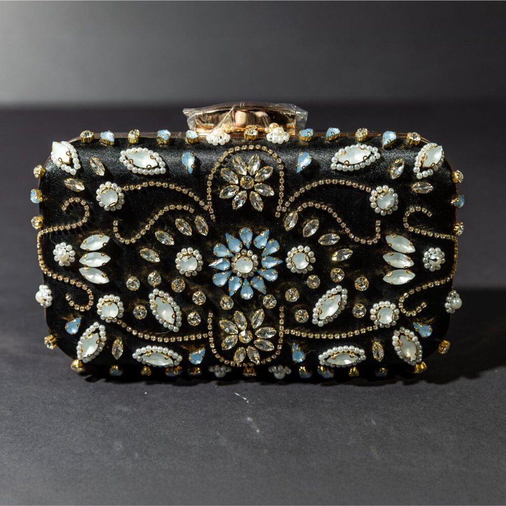 Verano Hill Braelyn Bead Embroidered Clutch - Black NWOT